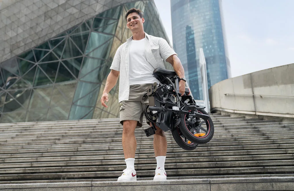 Mid-Drive vs. Hub Drive E-Bikes: Belangrijkste Verschillen Uitgelegd 12 Mid-Drive vs. Hub Drive E-Bikes: Belangrijkste Verschillen Uitgelegd 3