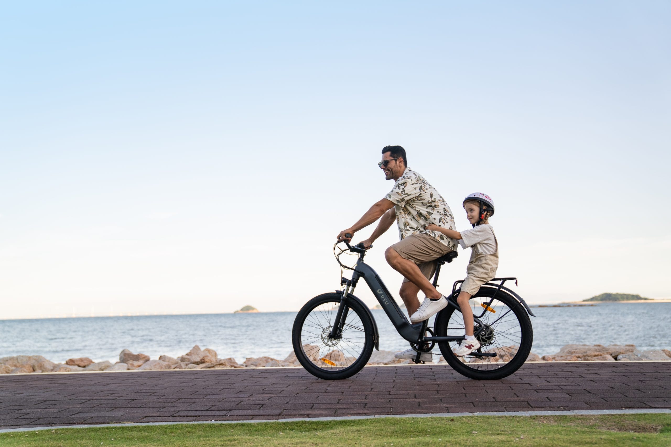 De Weg Wijs in de Wereld van Elektrische Fietsen: Tips voor Woon-werkverkeer en Offroad-avonturen 3 De Weg Wijs in de Wereld van Elektrische Fietsen: Tips voor Woon-werkverkeer en Offroad-avonturen 2