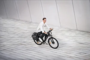 DYU C5 Review: Eerlijke waarheid na 30 dagen stadsgebruik (2026) 1